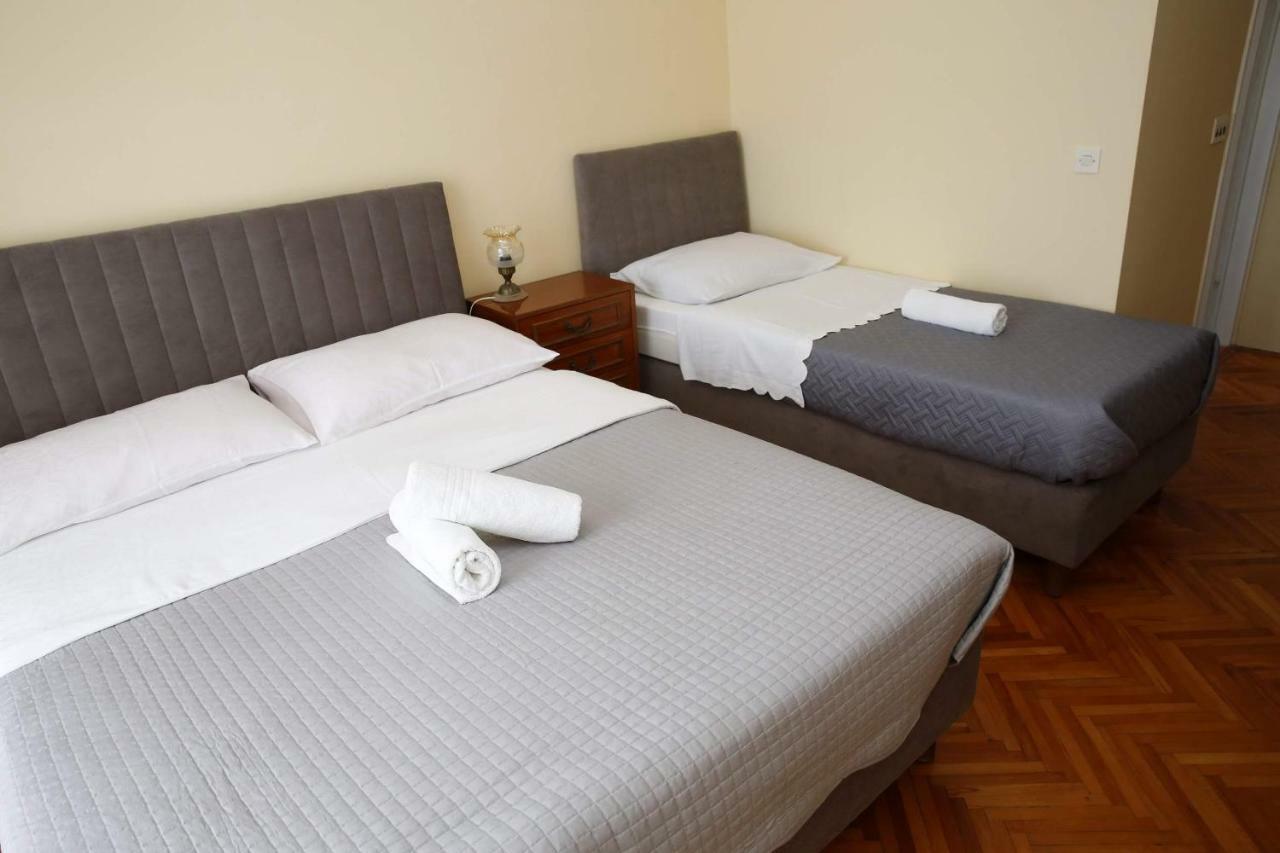 Apartment And Rooms Villa Kolonada Vodice Dış mekan fotoğraf